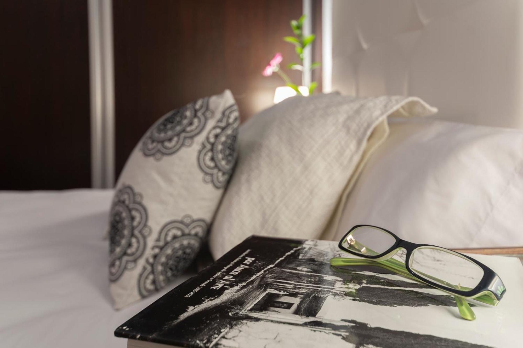 Apartamento Adultos Centro Nueva De La Virgen 2 Free Parking Granada Eksteriør bilde
